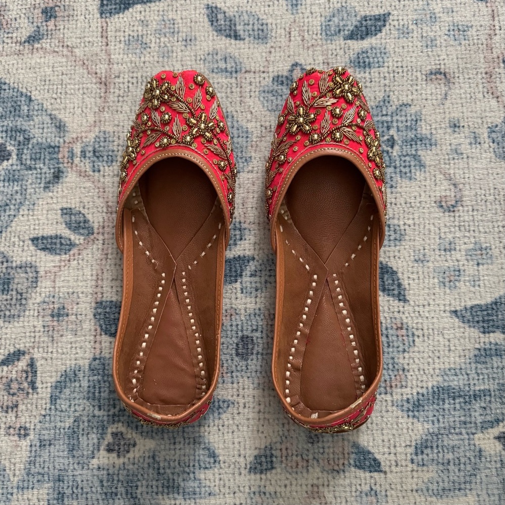 Embellished Pink Women's Khussa/Jutti